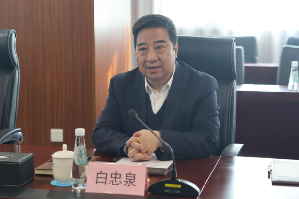 1739929901524008017.png 2.png