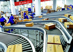 2020年1月30日，沙龙娱乐城
沙龙
控股发挥“点强网通”优势，迅速跨省调配药品物资驰援武汉，为人民生命安全保驾护航。